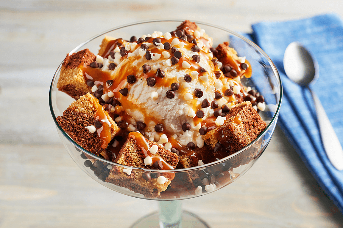 Chocolate Marbled Pound Cake Sundae
