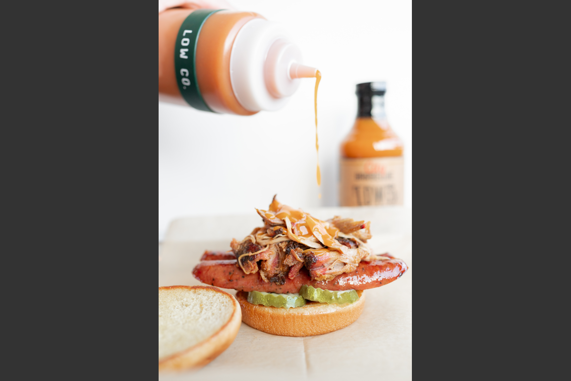 Gold Star Barbeque: Carolina Goldmine Sandwich