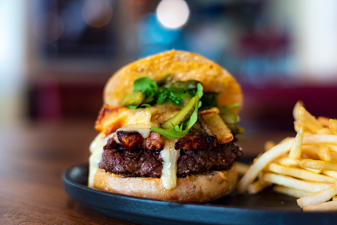 Meat Me in Paris: Raclette Burger