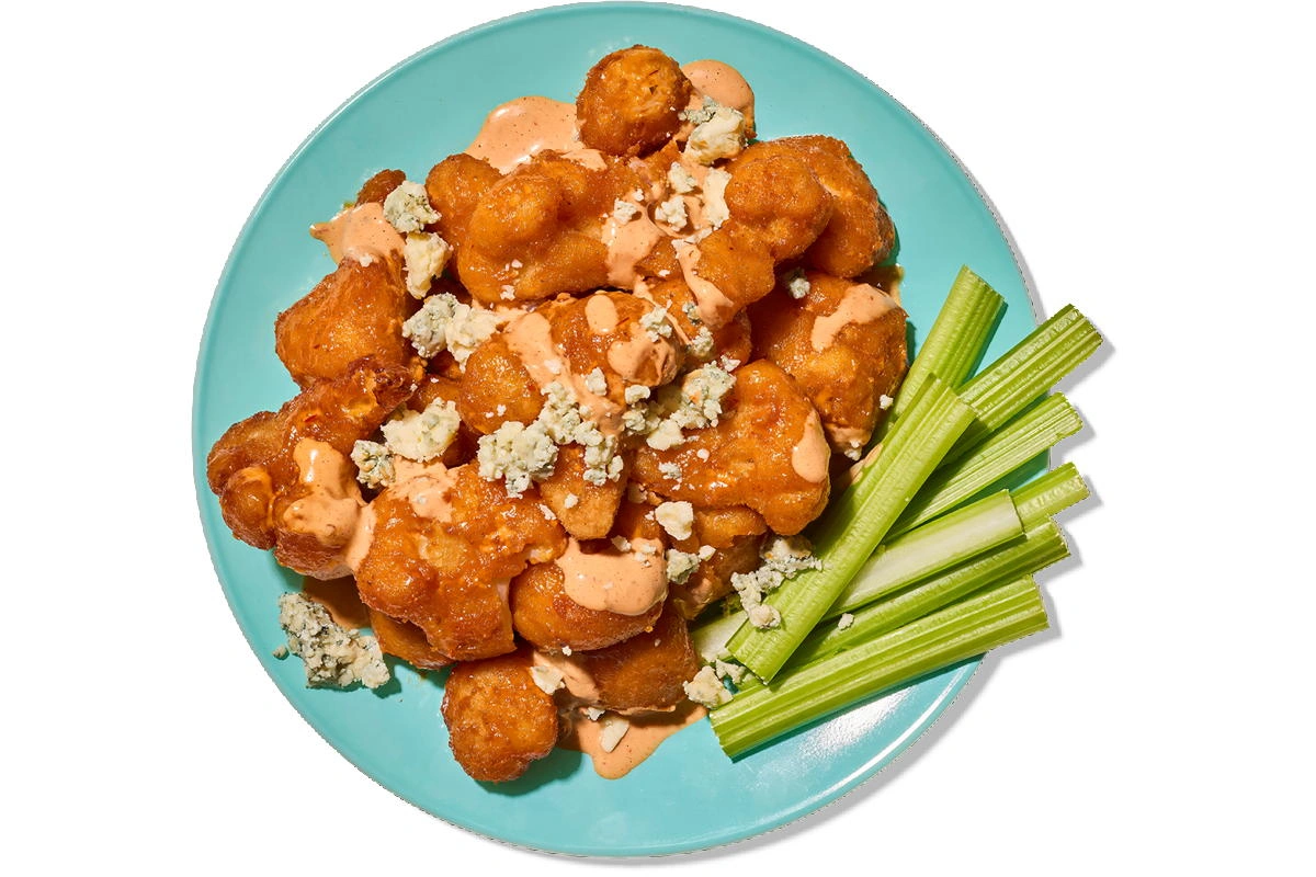 Lunch: The Frontline of Menu Innovation It will take bold menus to win the midday campaign for customer participation